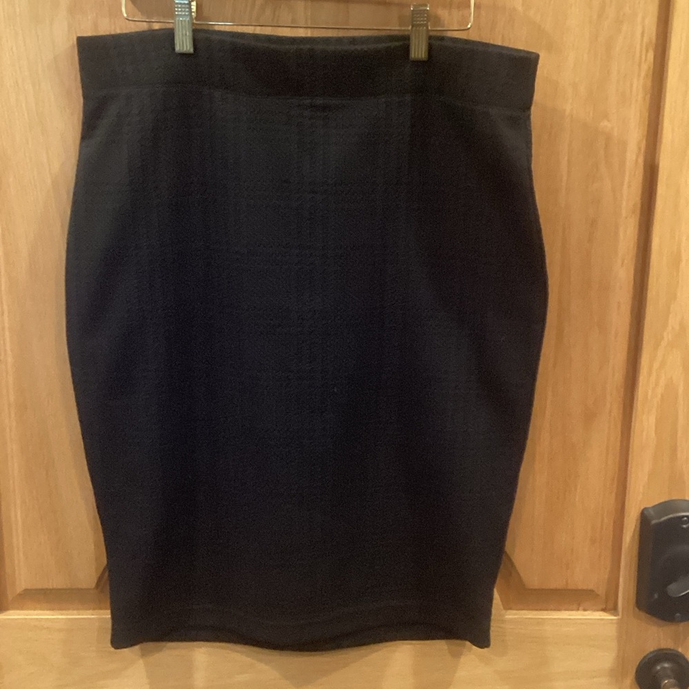 Banana Republic Classic Black Pencil Skirt